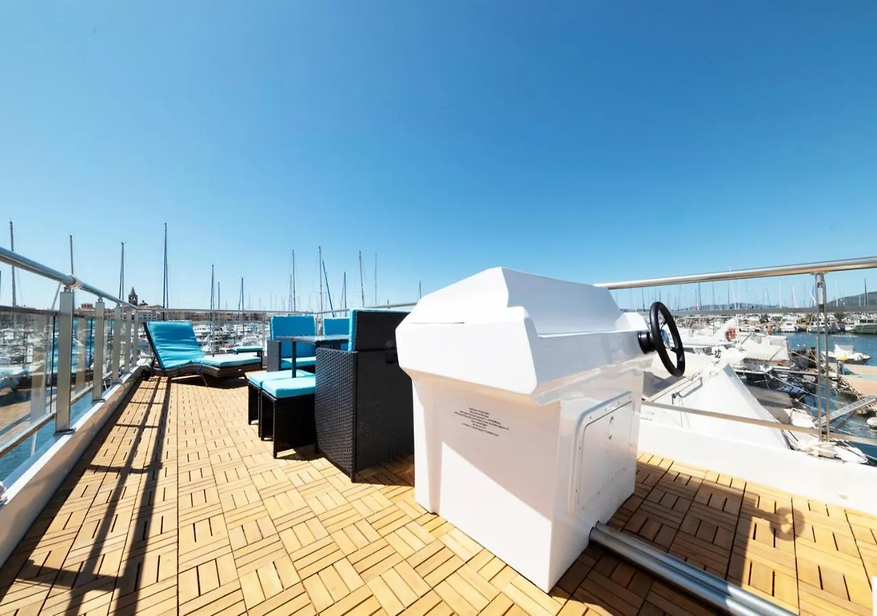Alghero Houseboat Blue Zone